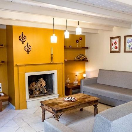 דירות פרבזה Saitan Pazar Casa מראה חיצוני תמונה